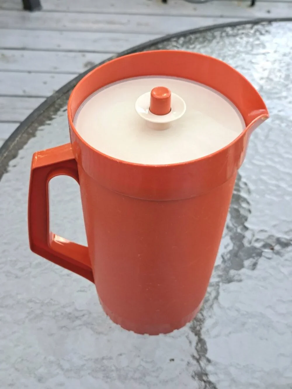 Tupperware vintage one